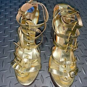 Used Steven madden wedges y2k